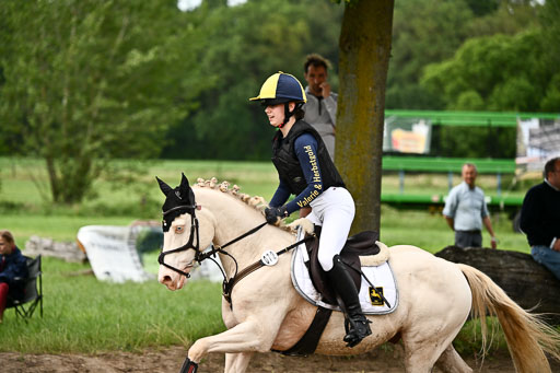 Goldene Schärpe Ponys in Löningen 2026 | 06062026 Gelände 2Abt_1161 