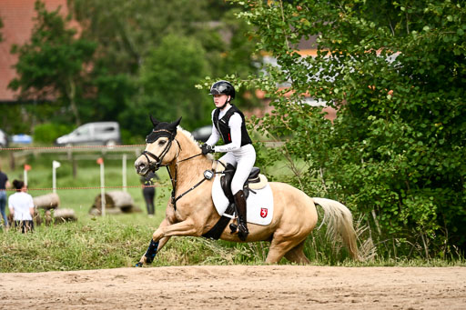 Goldene Schärpe Ponys in Löningen 2026 | 06062026 Gelände 2Abt_1322 
