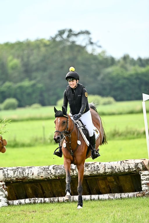 Goldene Schärpe Ponys in Löningen 2026 | 06062026 Gelände 2Abt_1329 