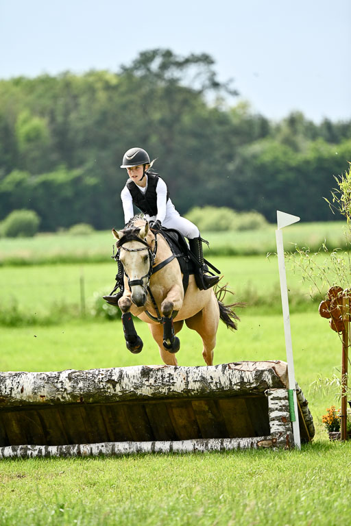Goldene Schärpe Ponys in Löningen 2026 | 06062026 Gelände 2Abt_1385 