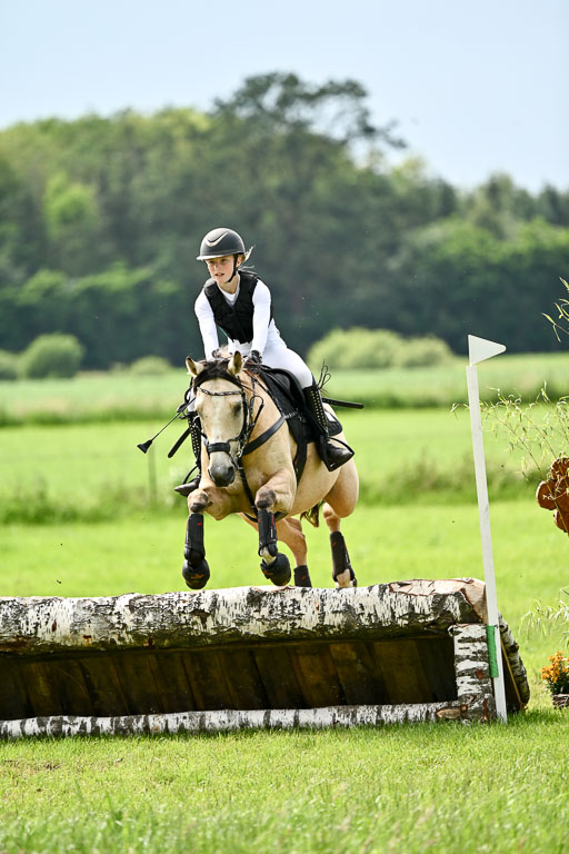Goldene Schärpe Ponys in Löningen 2026 | 06062026 Gelände 2Abt_1386 