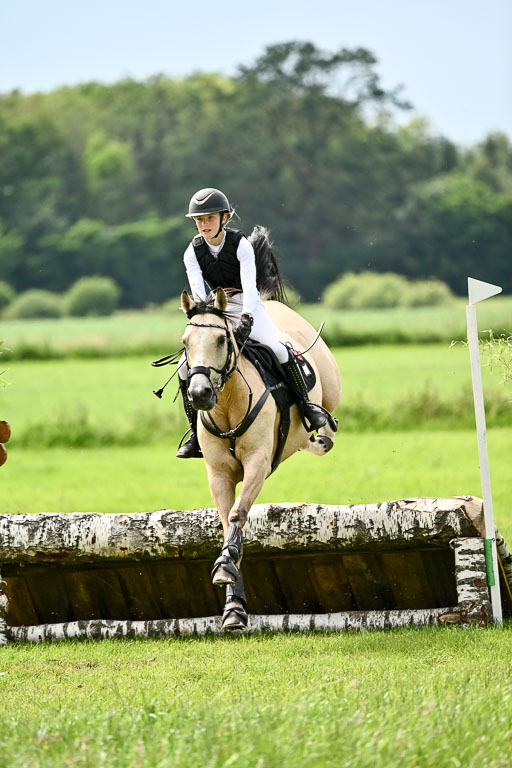 Goldene Schärpe Ponys in Löningen 2026 | 06062026 Gelände 2Abt_1387 