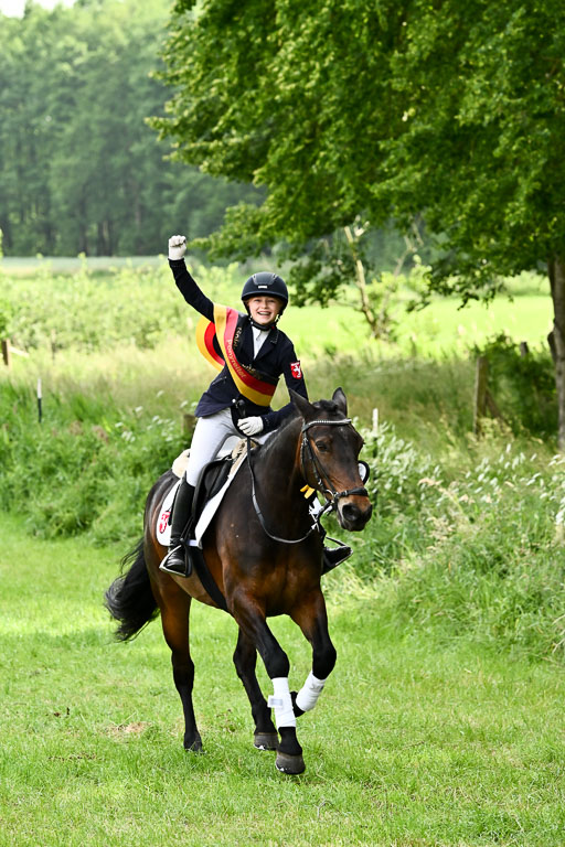 Goldene Schärpe Ponys in Löningen 2026 | 07062026 Siegerehrung_290 