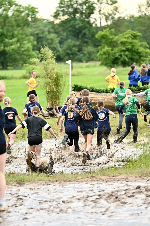 Goldene Schärpe Ponys in Löningen 2026 | 095062026 Sport_110 