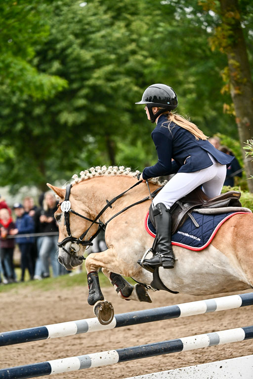 Goldene Schärpe Ponys in Löningen 2026 | 07062025 Springen 1Abt _553 