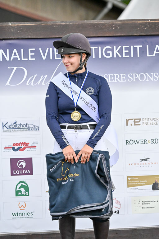 Deutsche Amateur Meisterschaft  Vielseitigkeit 2026 in Langenhagen | 12092026 Siegerehrung  b_14 