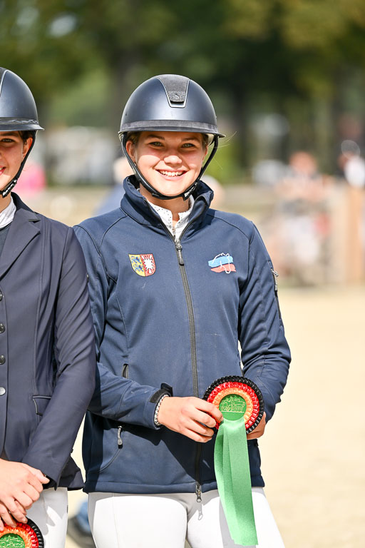 Deutsche Amateur Meisterschaft  Vielseitigkeit 2026 in Langenhagen | 12092026 Siegerehrung_10 