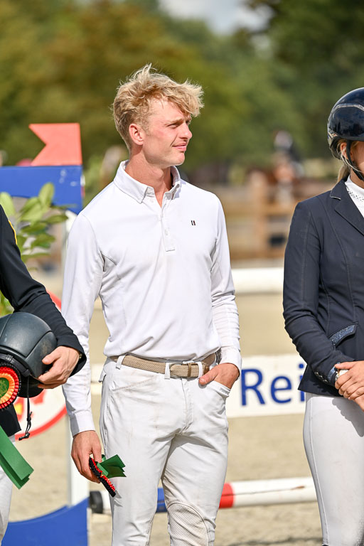Deutsche Amateur Meisterschaft  Vielseitigkeit 2026 in Langenhagen | 12092026 Siegerehrung_14 