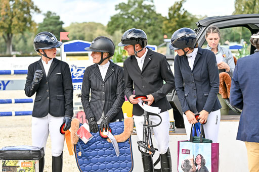 Deutsche Amateur Meisterschaft  Vielseitigkeit 2026 in Langenhagen | 12092026 Siegerehrung_18 