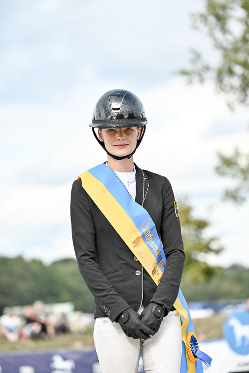 Deutsche Amateur Meisterschaft  Vielseitigkeit 2026 in Langenhagen | 12092026 Siegerehrung_24 