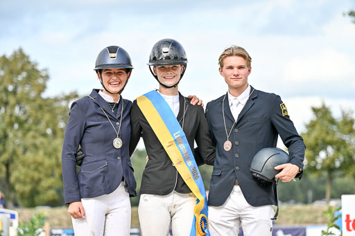 Deutsche Amateur Meisterschaft  Vielseitigkeit 2026 in Langenhagen | 12092026 Siegerehrung_30 