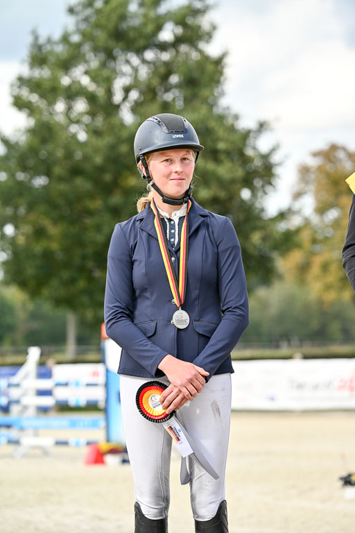 Deutsche Amateur Meisterschaft  Vielseitigkeit 2026 in Langenhagen | 12092026 Siegerehrung_36 