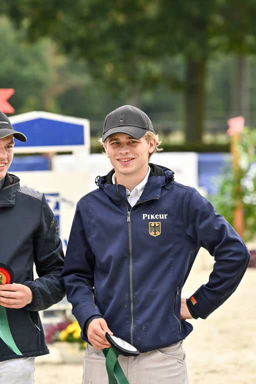 Deutsche Amateur Meisterschaft  Vielseitigkeit 2026 in Langenhagen | 13092026 Siegerehrung_12 