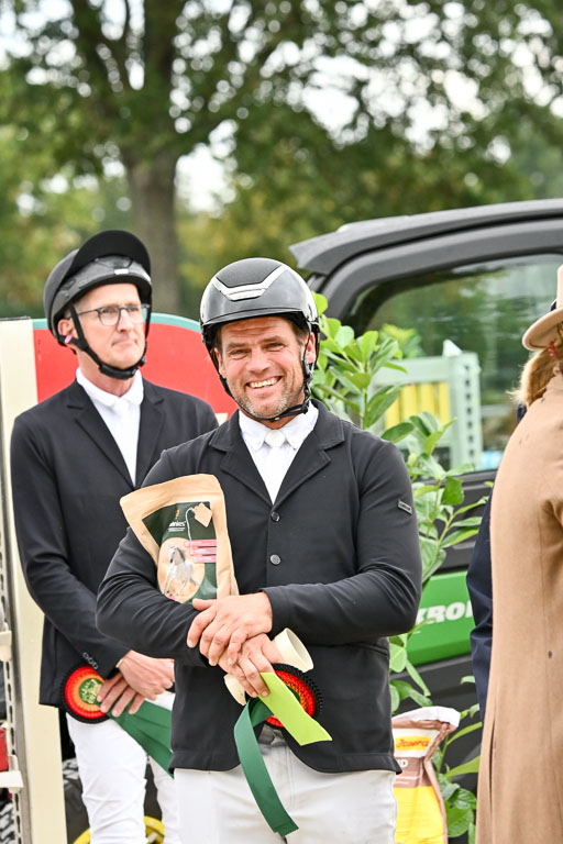 Deutsche Amateur Meisterschaft  Vielseitigkeit 2026 in Langenhagen | 13092026 Siegerehrung_18 