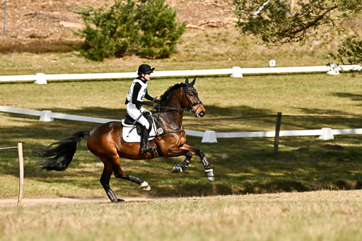  | 11042026 Intro _085 
