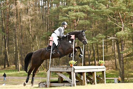  | 11042026 Intro _469 