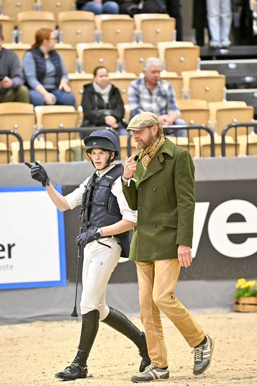  | 12022026 Indoor VS _003 