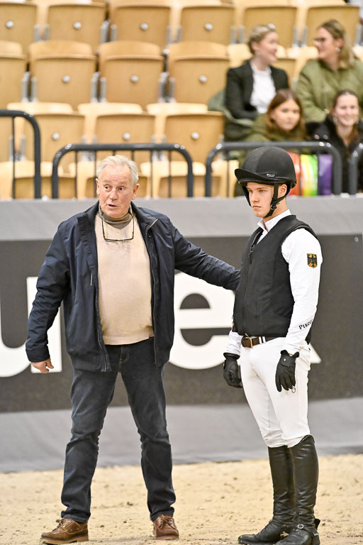  | 12022026 Indoor VS _004 