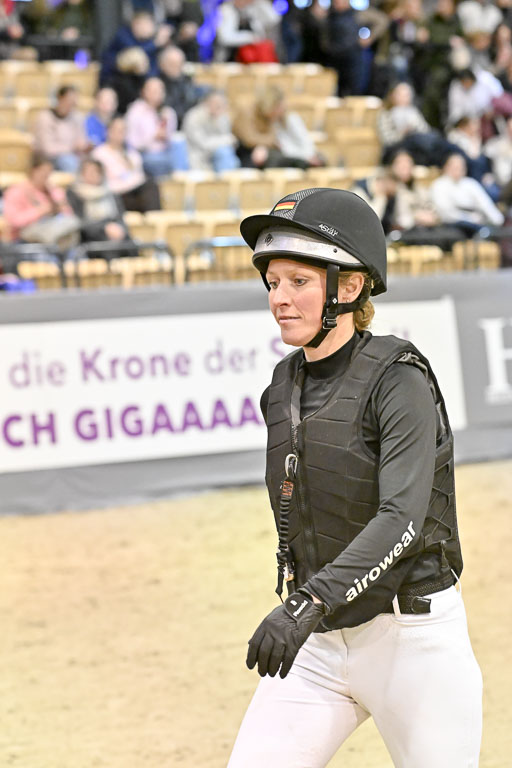  | 12022026 Indoor VS _028 