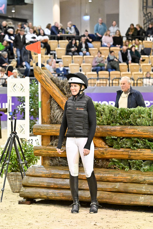  | 12022026 Indoor VS _029 