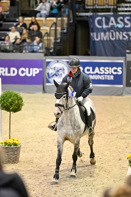  | 12022026 Indoor VS _045 