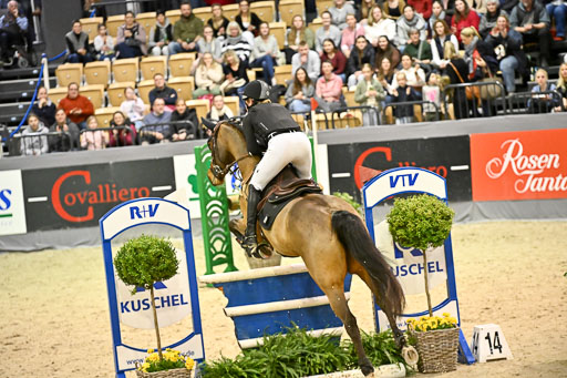  | 12022026 Indoor VS _078 