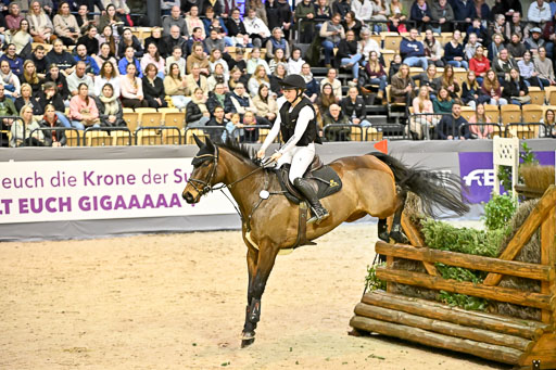  | 12022026 Indoor VS _101 