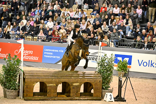  | 12022026 Indoor VS _104 