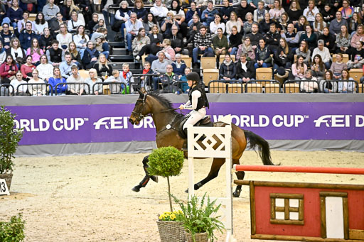  | 12022026 Indoor VS _106 