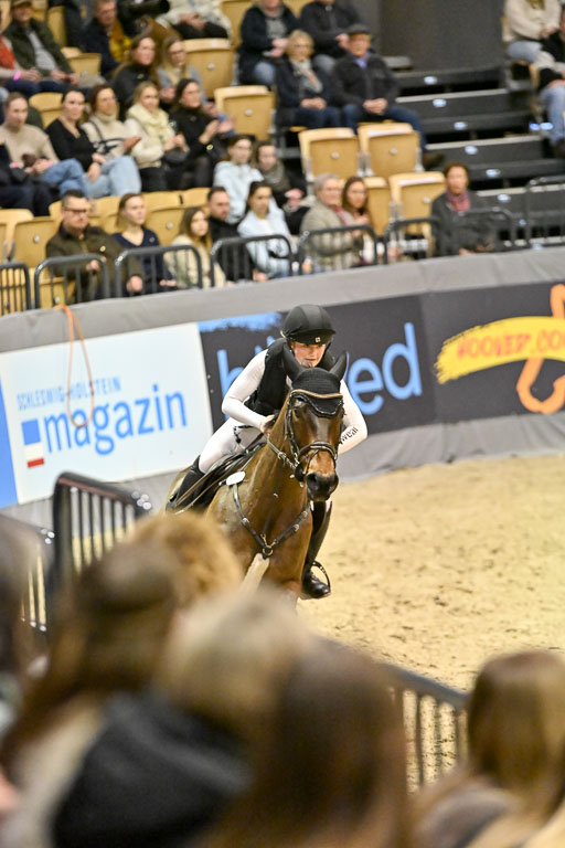  | 12022026 Indoor VS _114 