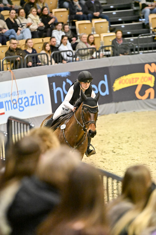  | 12022026 Indoor VS _116 