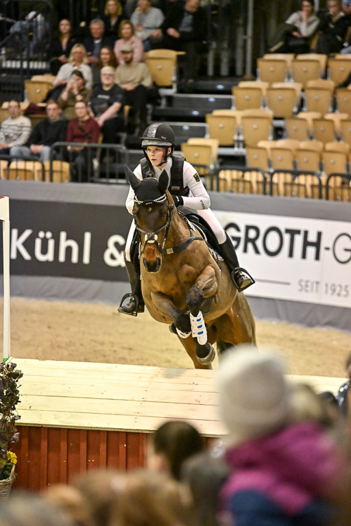  | 12022026 Indoor VS _133 