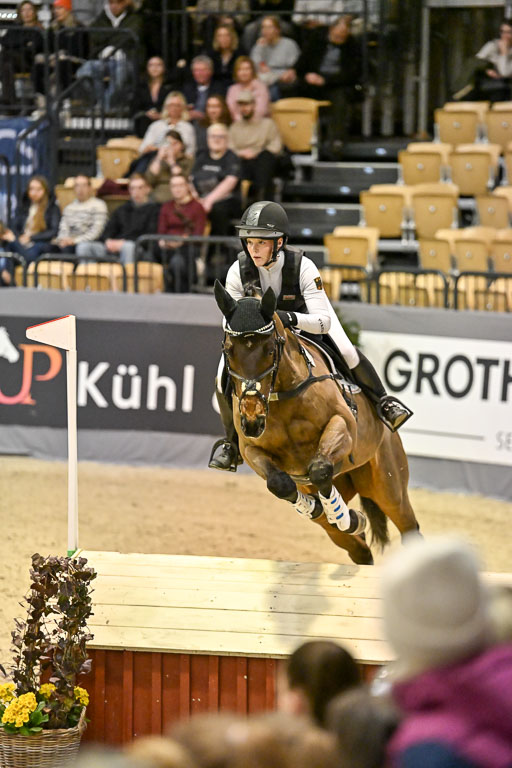  | 12022026 Indoor VS _134 