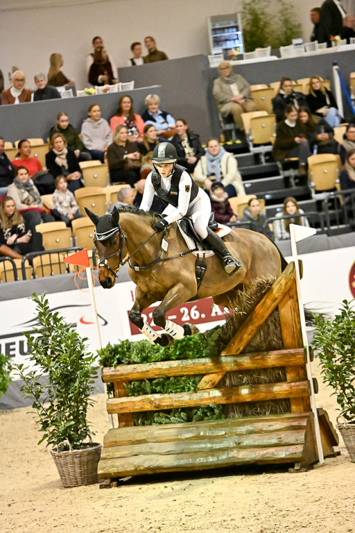  | 12022026 Indoor VS _139 