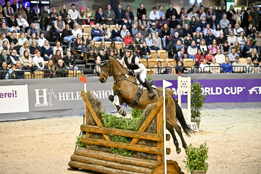  | 12022026 Indoor VS _144 