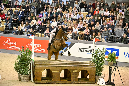  | 12022026 Indoor VS _149 