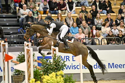  | 12022026 Indoor VS _154 