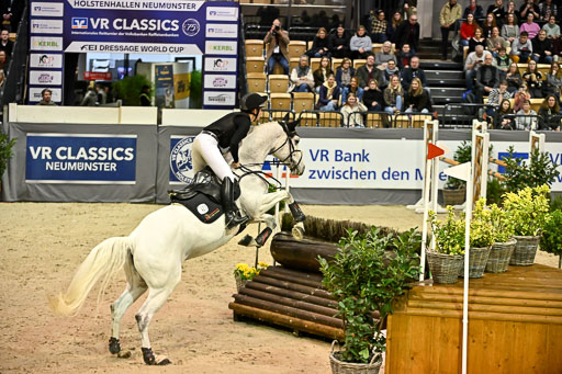  | 12022026 Indoor VS _170 