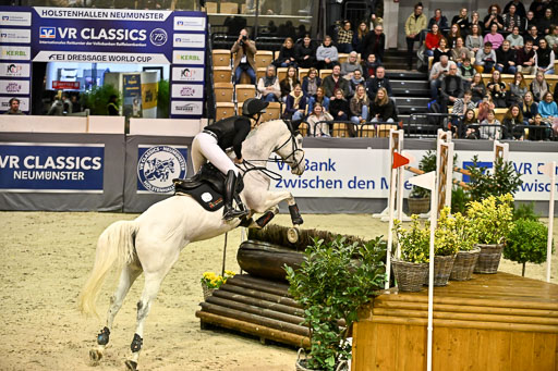  | 12022026 Indoor VS _171 