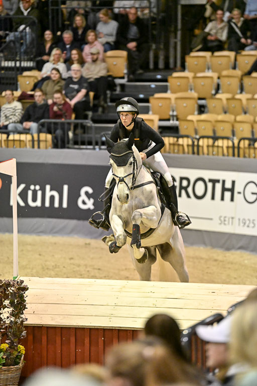  | 12022026 Indoor VS _175 