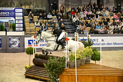  | 12022026 Indoor VS _199 