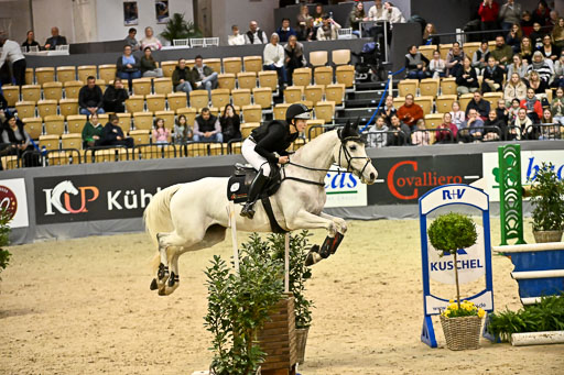  | 12022026 Indoor VS _206 