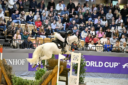  | 12022026 Indoor VS _207 