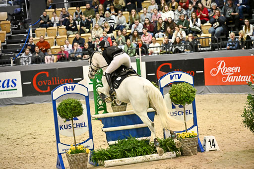  | 12022026 Indoor VS _212 