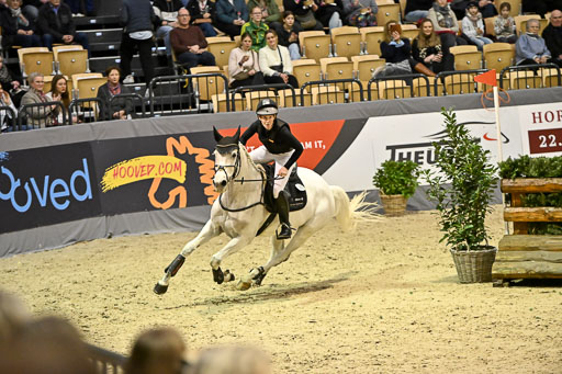  | 12022026 Indoor VS _213 