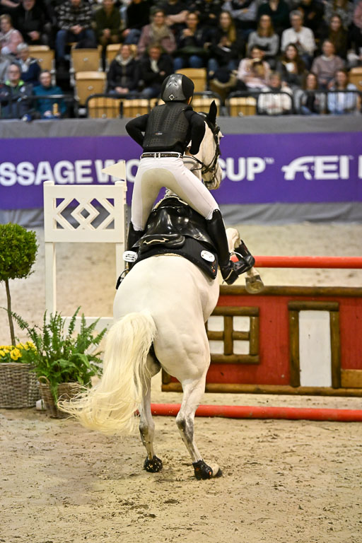  | 12022026 Indoor VS _219 