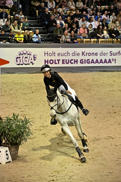  | 12022026 Indoor VS _240 