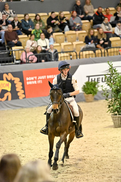  | 12022026 Indoor VS _260 