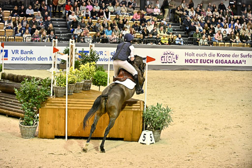  | 12022026 Indoor VS _263 