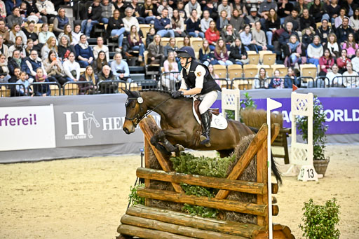  | 12022026 Indoor VS _266 